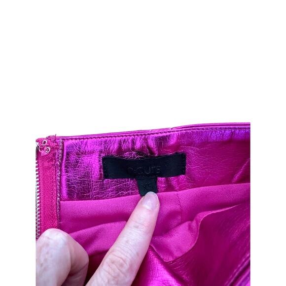 H:ours - Kida Mini Skirt in Fuschia Pink - Picture 2 of 5